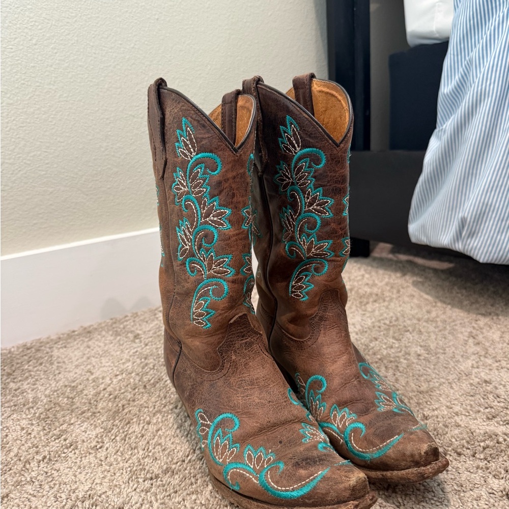 Corral Kids Boots Brown with Turquoise Embroidery